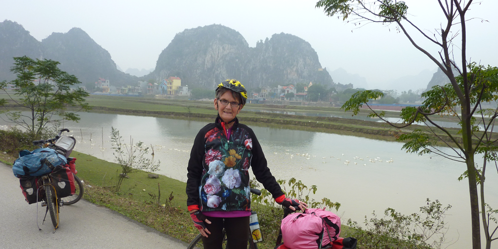 Janine_Vietnam_dames_fietskleding