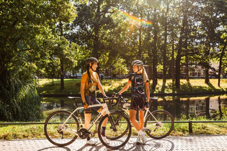 dames-fietskleding-collectie-2021-ingeklikt