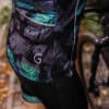 fietsjack-pauwen-achterzijde-detail
