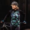 dames wielerjack met pauwenprint